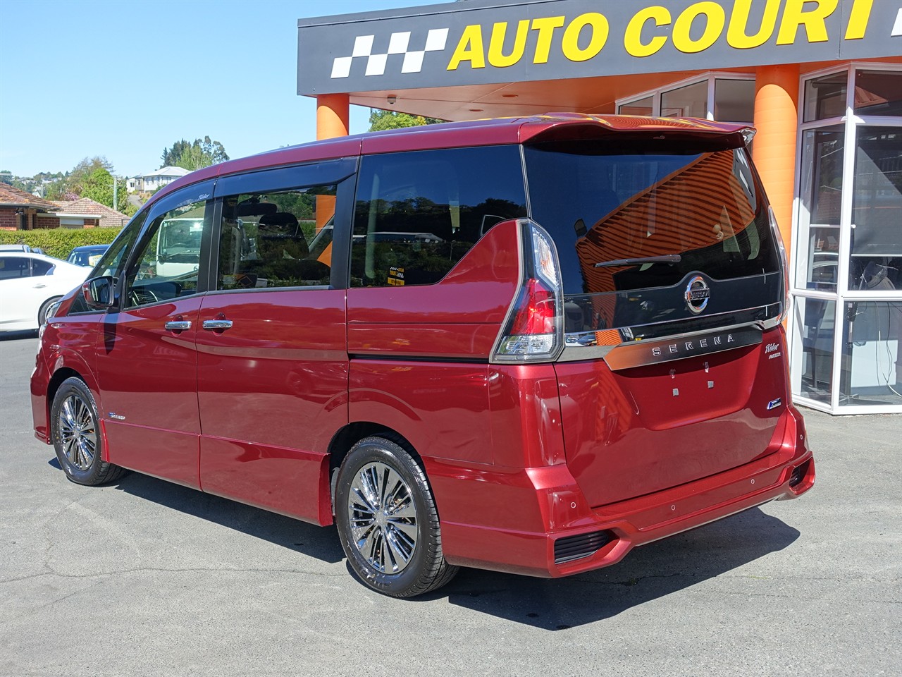 2017 Nissan Serena