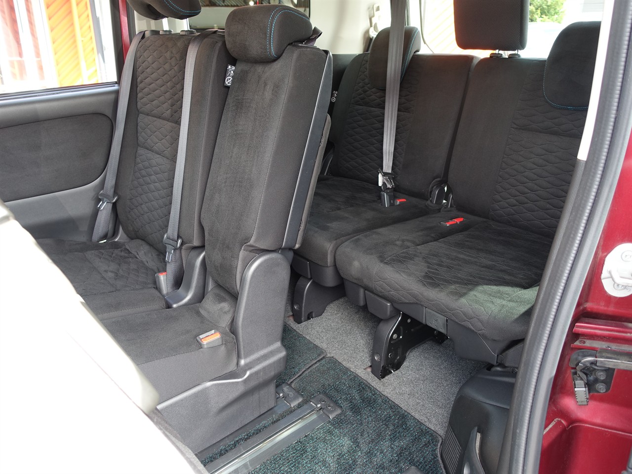 2017 Nissan Serena