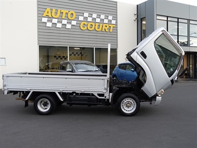2003 Toyota Toyoace - Thumbnail