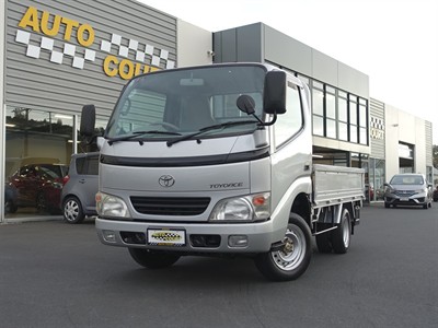 2003 Toyota Toyoace - Thumbnail