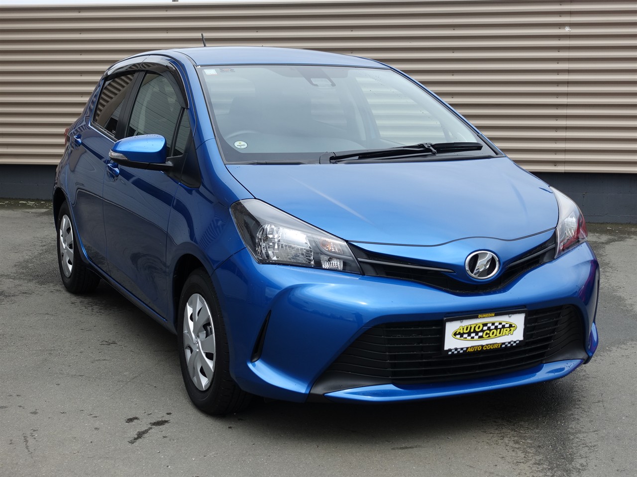 2016 Toyota Vitz
