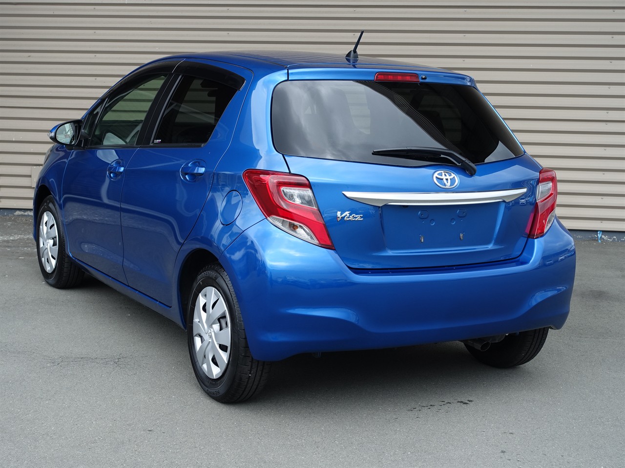 2016 Toyota Vitz
