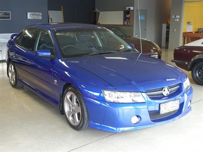 2005 Holden Commodore