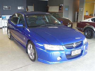 2005 Holden Commodore - Thumbnail