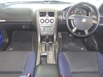 2005 Holden Commodore - Thumbnail