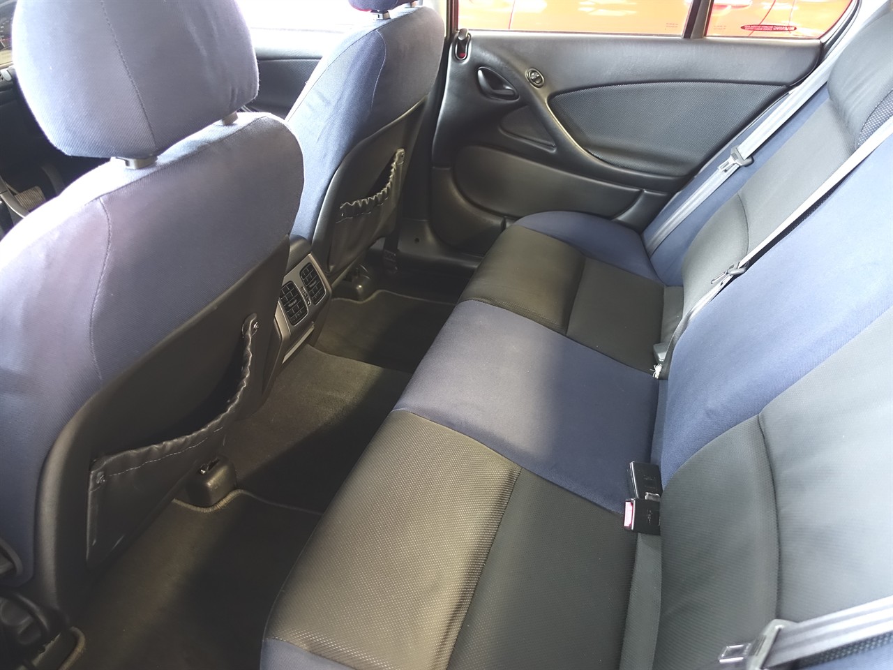 2005 Holden Commodore