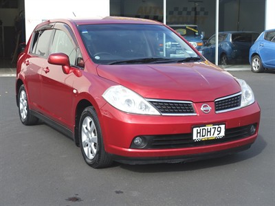 2005 Nissan Tiida - Thumbnail