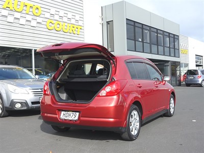 2005 Nissan Tiida - Thumbnail