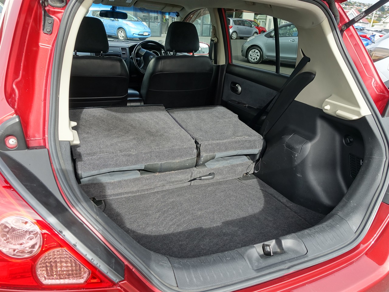 2005 Nissan Tiida