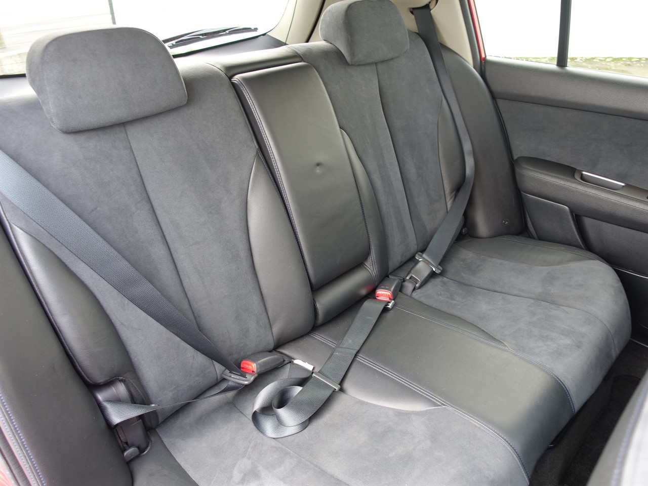2005 Nissan Tiida