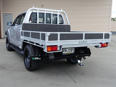 2025 Toyota Hilux - Thumbnail