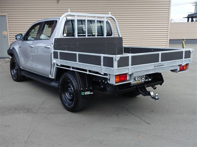 2025 Toyota Hilux - Thumbnail