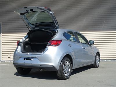 2017 Mazda Demio - Thumbnail