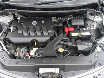 2005 Nissan Tiida - Thumbnail