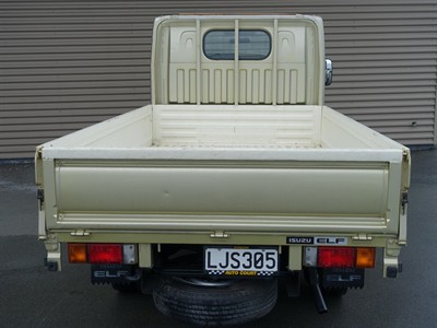 2008 Isuzu Elf - Thumbnail