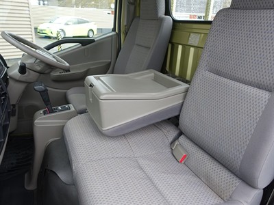 2008 Isuzu Elf - Thumbnail