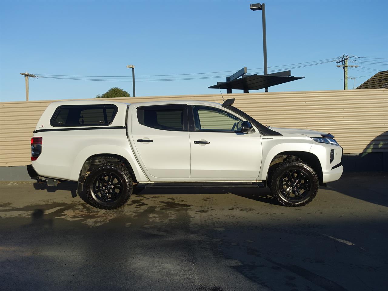 2020 Mitsubishi Triton