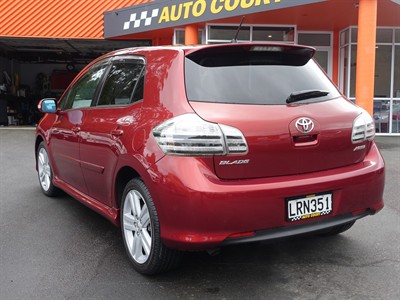 2007 Toyota Blade - Thumbnail