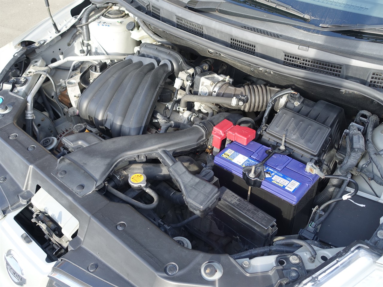 2004 Nissan Tiida