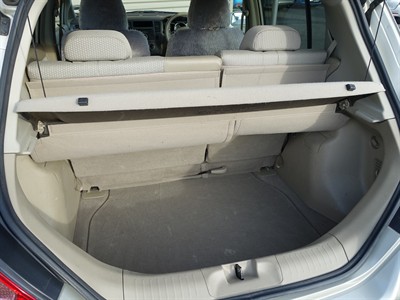 2004 Nissan Tiida - Thumbnail