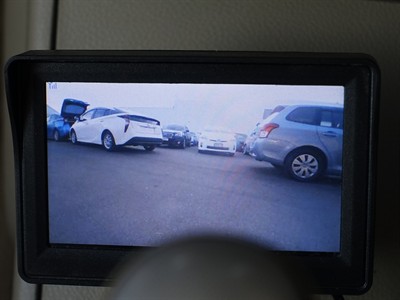 2004 Nissan Tiida - Thumbnail