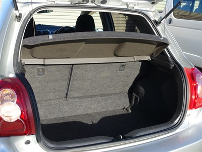 2007 Toyota Auris - Thumbnail