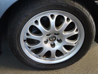 2001 Alfa Romeo Spider - Thumbnail