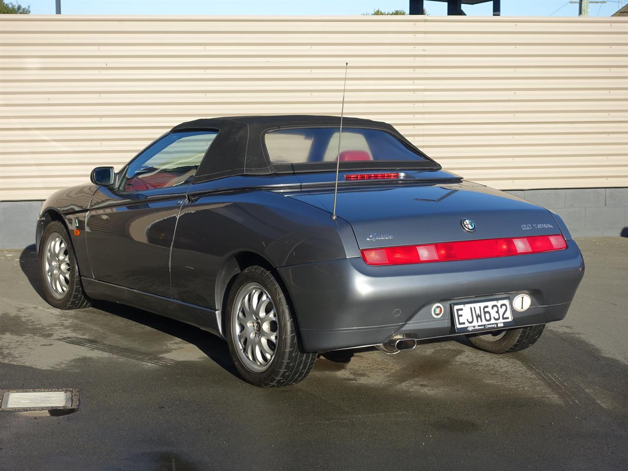 2001 Alfa Romeo Spider