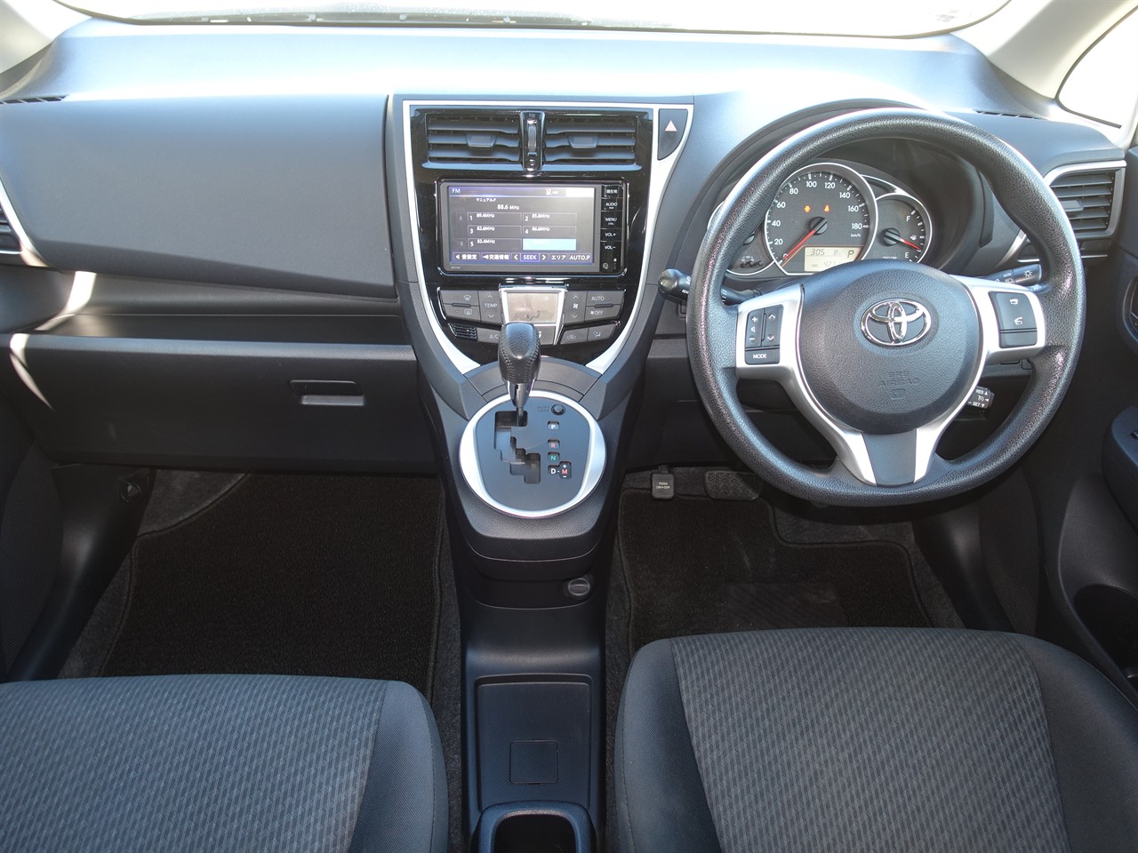 2016 Toyota Ractis