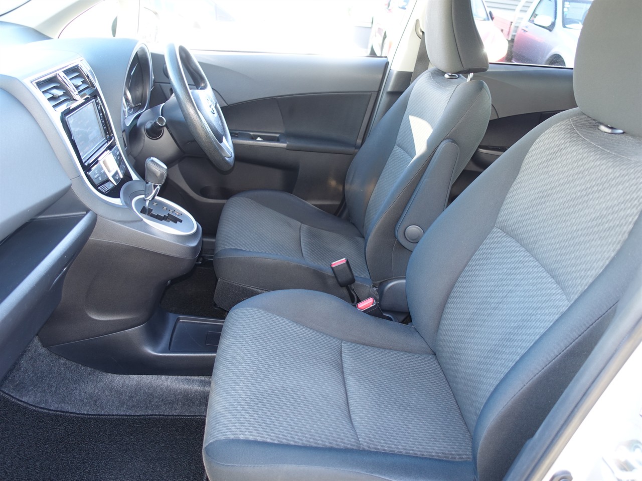 2016 Toyota Ractis