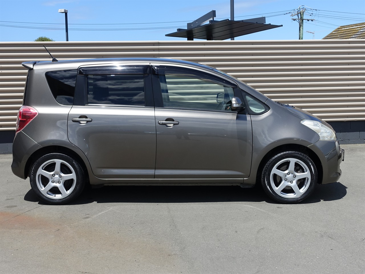 2008 Toyota Ractis