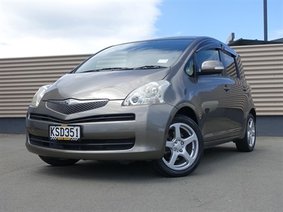 2008 Toyota Ractis - Thumbnail