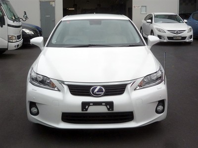 2013 Lexus CT200h - Thumbnail