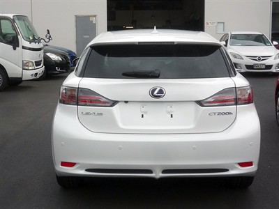 2013 Lexus CT200h - Thumbnail