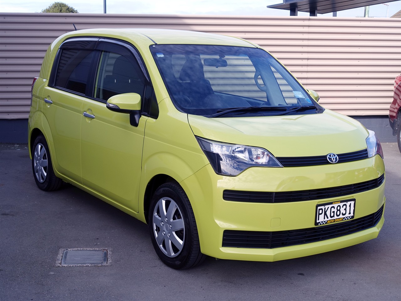 2013 Toyota Spade