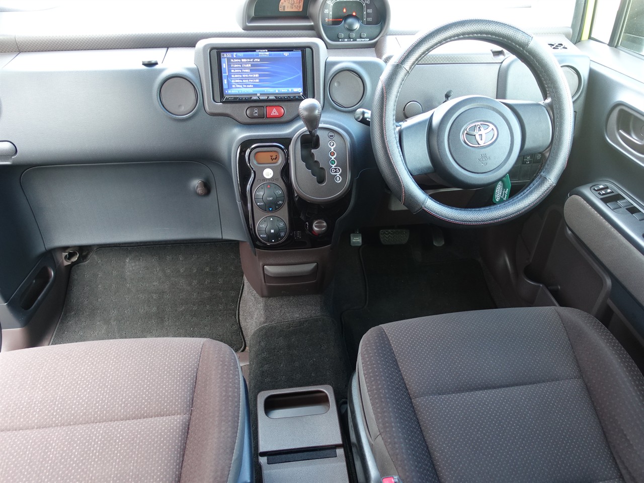 2013 Toyota Spade