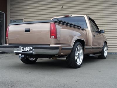 1994 Chevrolet Silverado - Thumbnail