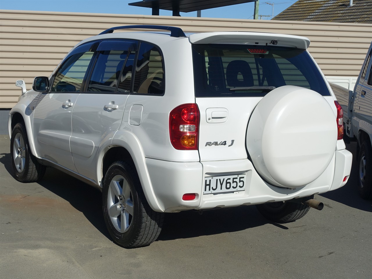 2004 Toyota RAV4