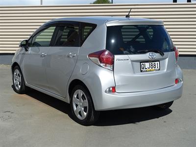 2015 Toyota Ractis - Thumbnail