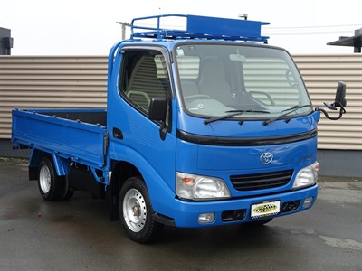 2003 Toyota Dyna - Thumbnail