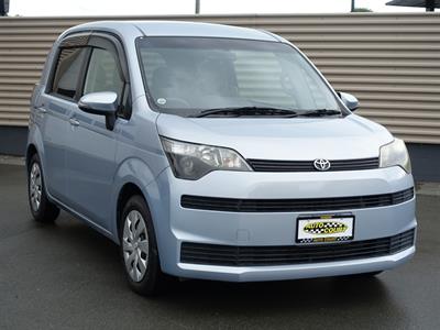 2014 Toyota Spade - Thumbnail