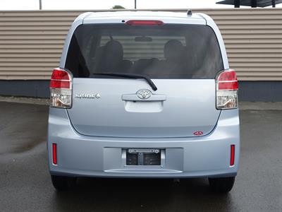 2014 Toyota Spade - Thumbnail