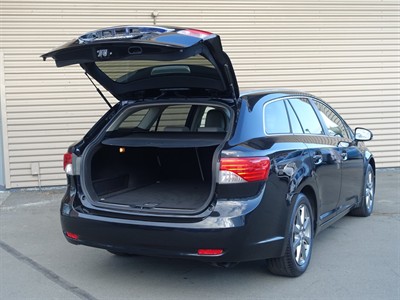 2012 Toyota Avensis - Thumbnail