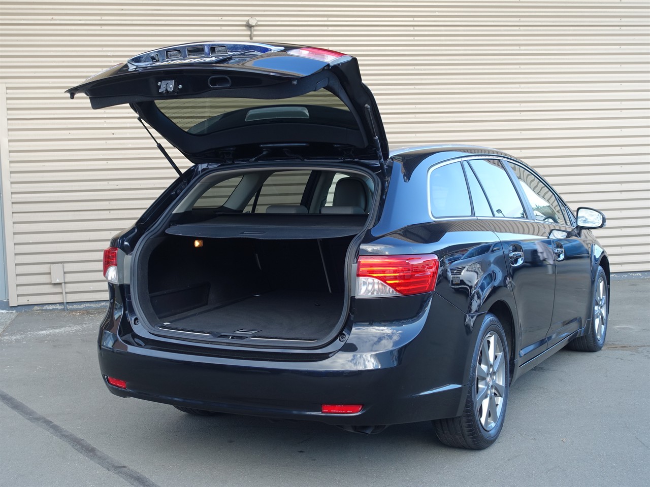 2012 Toyota Avensis