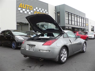 2002 Nissan 350Z - Thumbnail