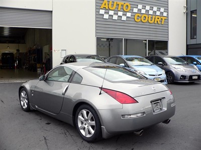 2002 Nissan 350Z - Thumbnail