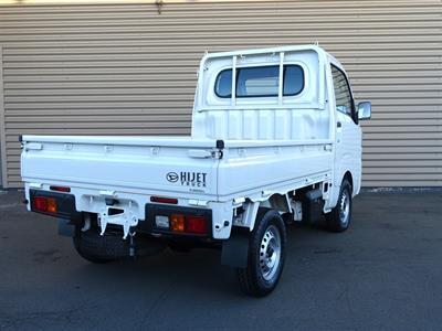 2022 Daihatsu Hijet - Thumbnail