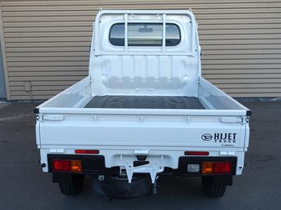 2022 Daihatsu Hijet - Thumbnail
