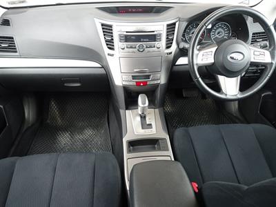 2010 Subaru Outback - Thumbnail