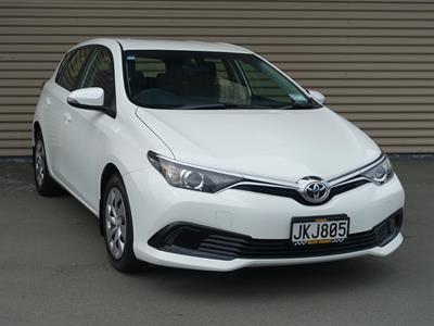 2015 Toyota Corolla - Thumbnail